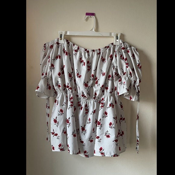 Top - Picture 2 of 5